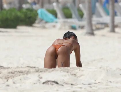 Karrueche Tran - Bikini Candids in Cancun. 