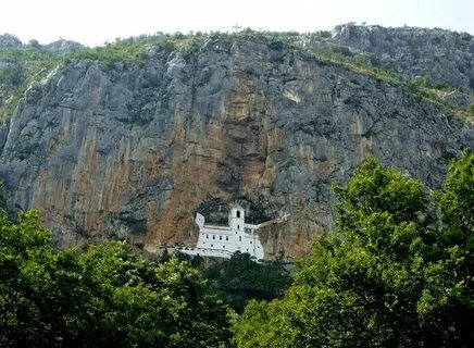 Монастырь дорога