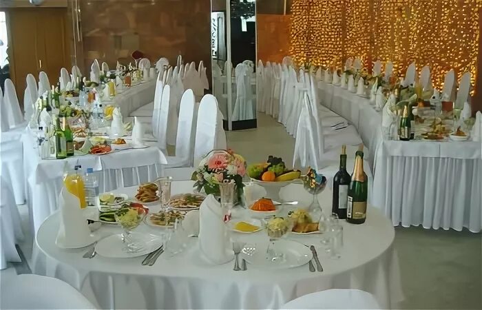 Касса дкм череповец. Ресторан дворца металлургов череповец. дкм череповец ресторан. ресторан ной изобильный. банкетный зал три тополя череповец.