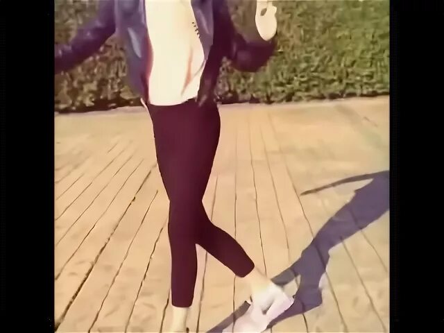 Видео танцы шафл на каблуках. Шафл на каблуках. китаянка танцует шафл на каблуках. танец шафл на каблуках. танец шаффл на каблуках видео.