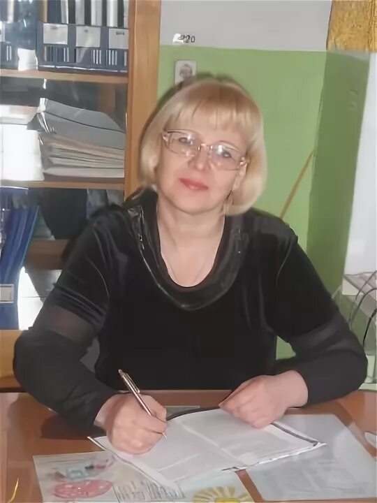 Министерство труда приморский край. Директор школы приморский край. Марина николаевна директор школы. Школа с соколовка чугуевского района приморского края. 438 школа директор спб.