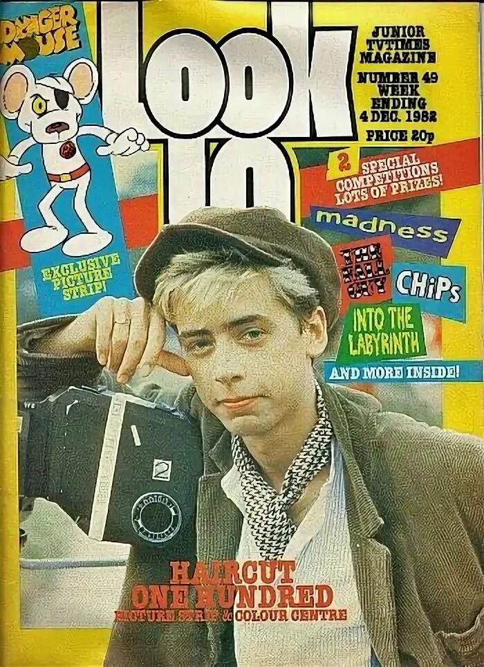 Элизабет олсен на обложке журнала. Some magazines. Английский журнал детство. Old magazine 1980. Red magazines 20s.