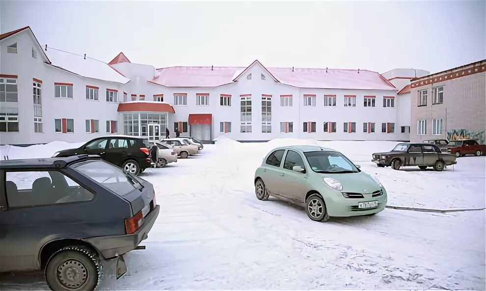 Больница ревда олега кошевого. Ревдинская городская больница ревда. детская больница ревда энгельса. свердловская область ревда больница энгельса. городская детская больница в ревде.