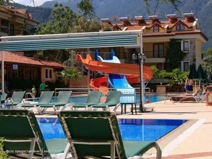 Perdikia hill family hotel