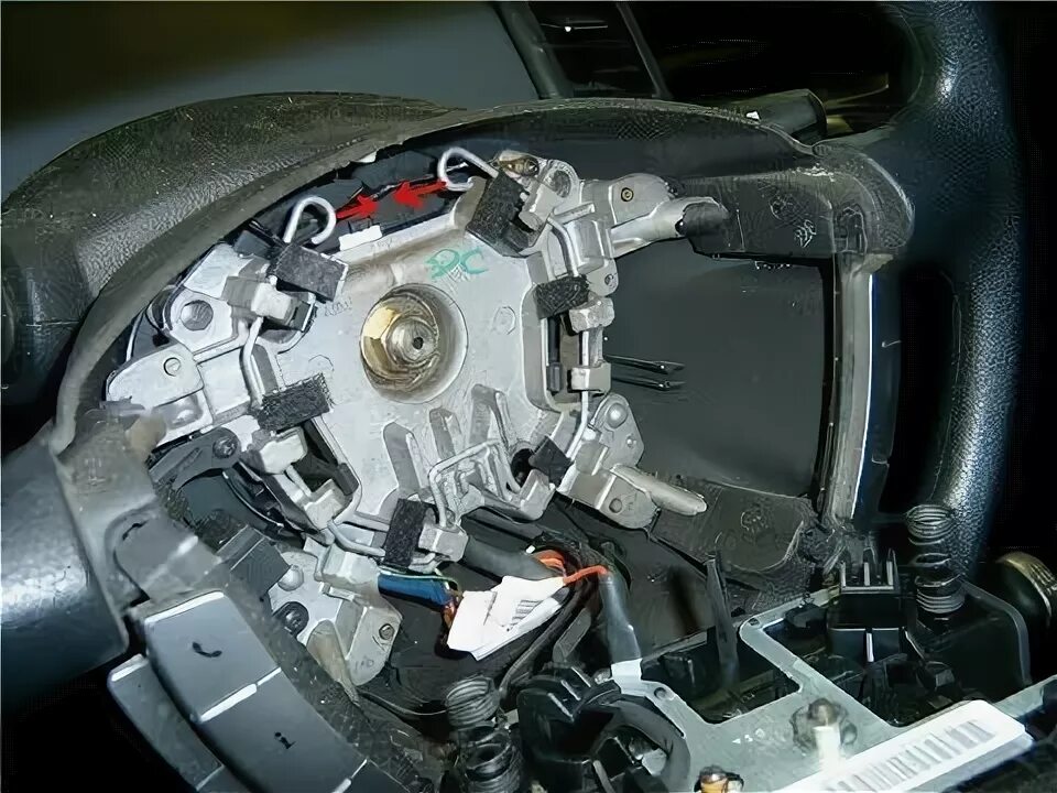 Сигнал ниссан примера р12 Где искать реле звукового сигнала (клаксона) Nissan Primera (P12), 1,6 л, 2006