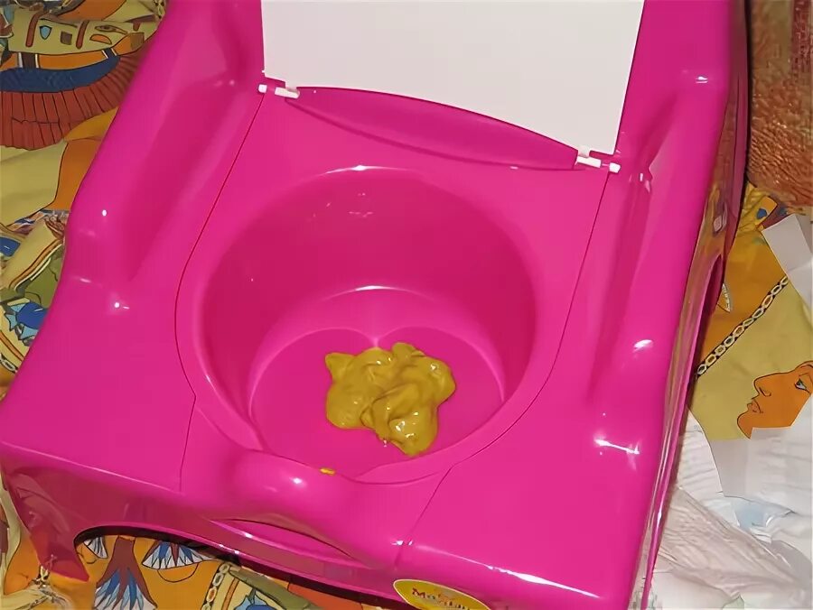 Горшок который какает. Детишки на горшке. Big горшок big-baby-potty. Малыш на унитазе. Детки какают на горшке.