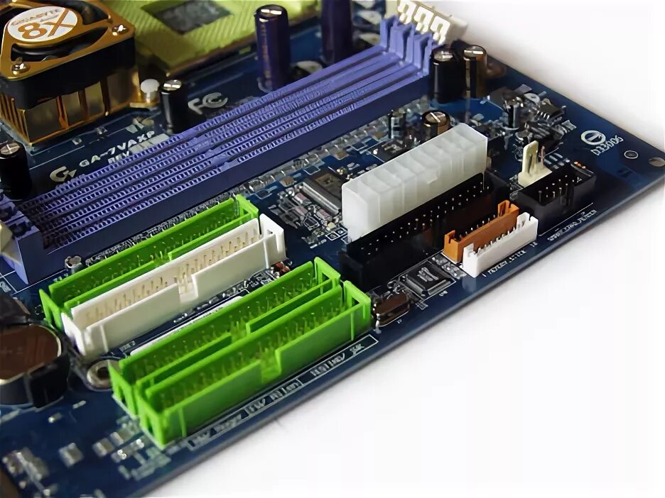 Слот под m2 ssd. Микросхема компьютера. 4090 на материнке. Материнская плата asus b 460m a. M2 nvme слот.