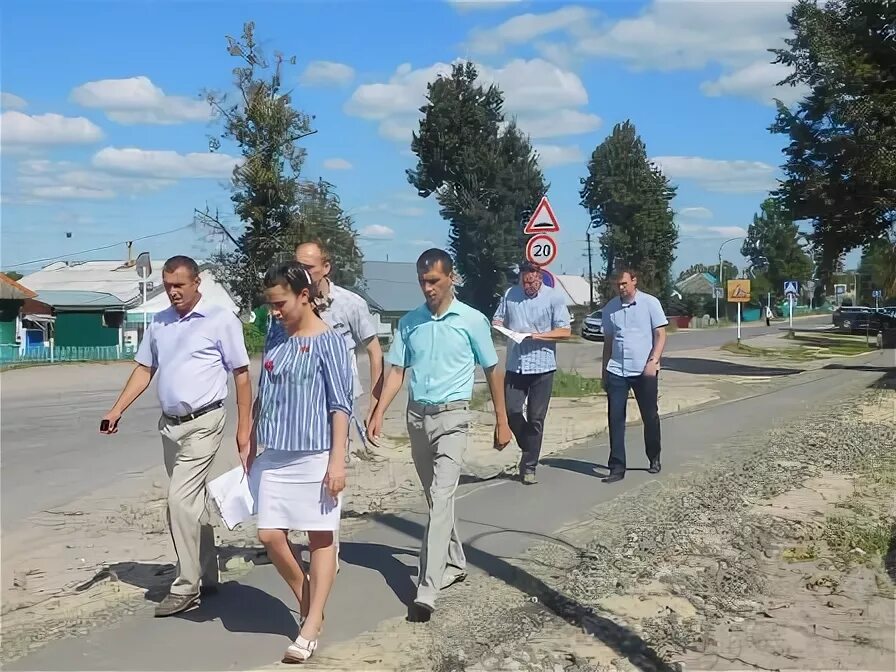 Памятник ленину в инзе. Город инза. Рассказ про инзу. Инза процветай. Репьевка инза.