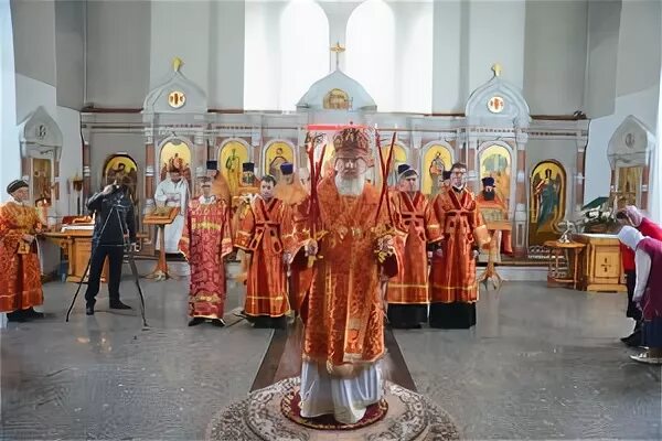 Служба преображению господню. Служба преображению господню. Служба преображению господню. Служба преображению господню. Яблочный спас патриарх кирилл.