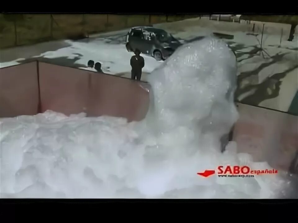 Морики дорики пена. Ванна с монтажной пеной. Слоновья пена. Пенный бассейн. Хозяйственное мыло размыленное.