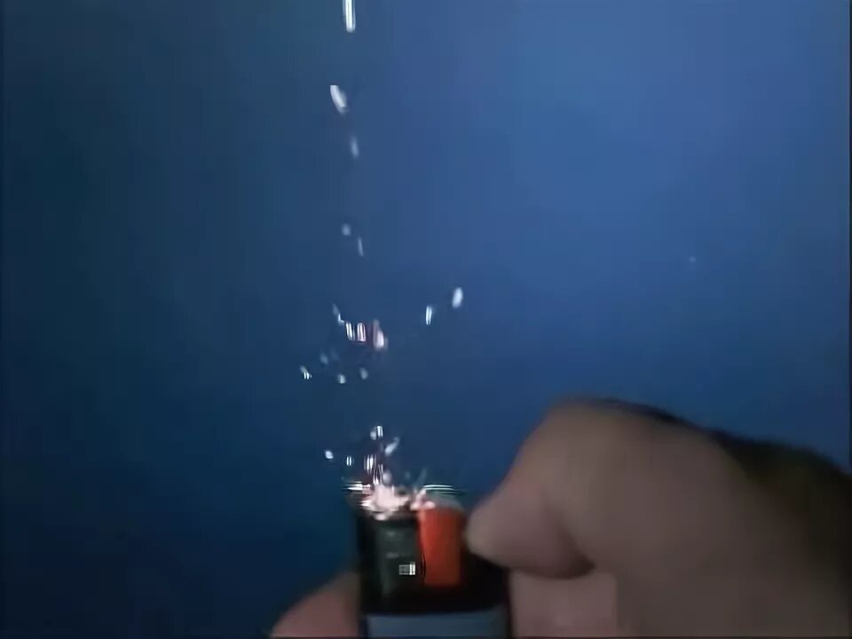 Огонь из зажигалки для фотошопа. Обычная световая зажигалка. Пламя зажигалки. Огонь из зажигалки на черном фоне. Гиф огонь зажигалки.