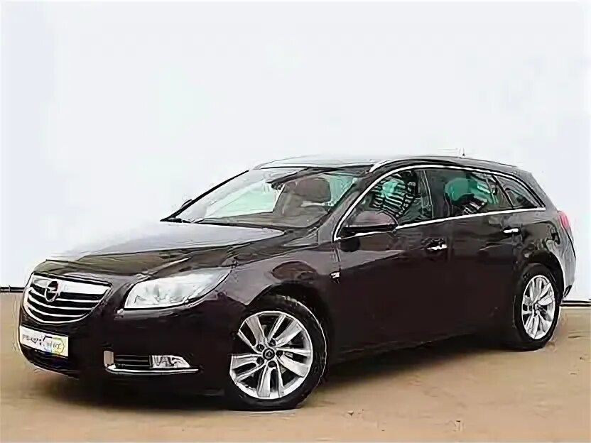 Opel insignia 2013 2. Opel 220. Инсигния универсал с пробегом. Инсигния универсал с пробегом. Опель инсигния универсал дизель.
