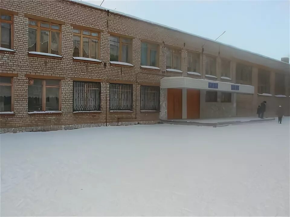 15 школа ярега директор. Школа 15 ярега. Школа 23 ярега. Ярега школа. Моу сош 15.
