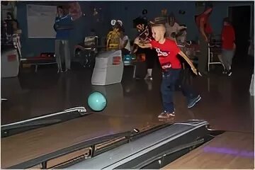 Боулинг рубцовск жемчужина. Развлекательный центр страйк калининград. Боулинг страйк рубцовск. Нептун рубцовск телефон. Кинотеатр жемчужина боулинг.