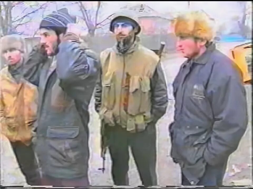 Запрещено в россии чечня. Чеченские боевики Грозный 1995. Штурм Грозного 1994-1995 пленные. Грозный 1995 пленные русские.