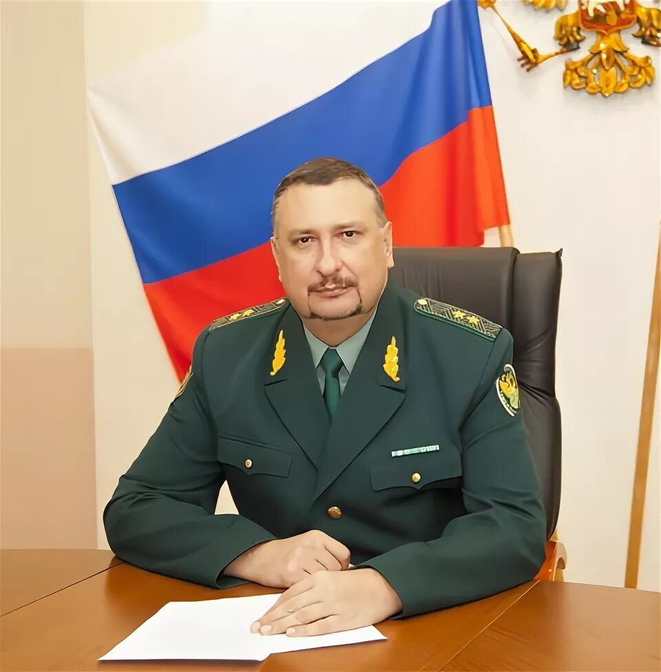 Омская таможня начальник стародубцев. Руководитель таможенного управления. Руководитель таможенного управления. Начальник скту мавликов. Давыдов руслан валентинович.