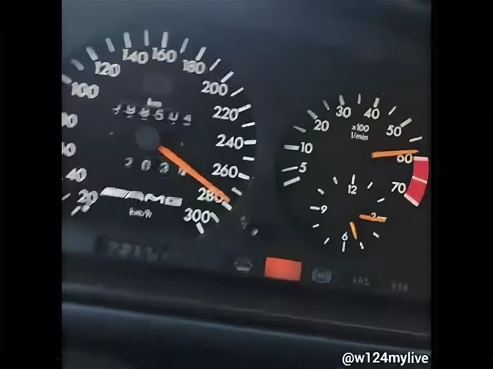 Спидометр 124 мерс. Спидометр мерседес 124. Скорость 124. Мерседес 124 максимальная скорость. Спидометр 124 мерс.