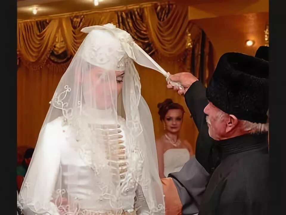 Фоторепортаж со свадьбы Алана Дзагоева и Заремы Абаевой - Чемпионат
