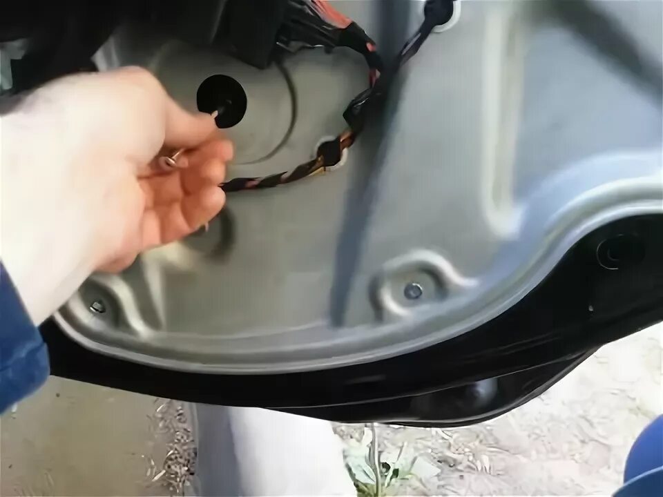 Как снять стекло skoda octavia Втулки бокового стекла, нужна помощь Skoda Octavia A5 Mk2, 1,6 л, 2007 года св