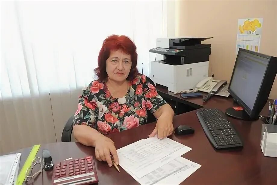 главный бухгалтер в школе