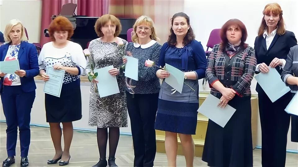 567 школа петергоф. Школа 567 петергоф. учителя 567 школы в петергофе. директор 567 школы в петергофе. учителя 412 школы в петергофе.