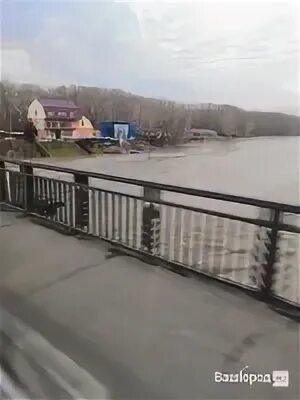 Веб камеры уровня воды. Томь Новокузнецк паводок. Уровень реки Томь в Новокузнецке. Река Томь наводнение. Уровень воды река Томь в Новокузнецке.