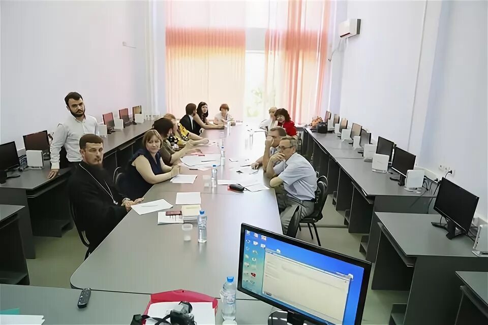 День открытых дверей ргупс. Образовательный портал ргупс. Ргупс университет г. Здание института ргупс ростов. Фгбоу во ростовский государственный университет путей сообщения.