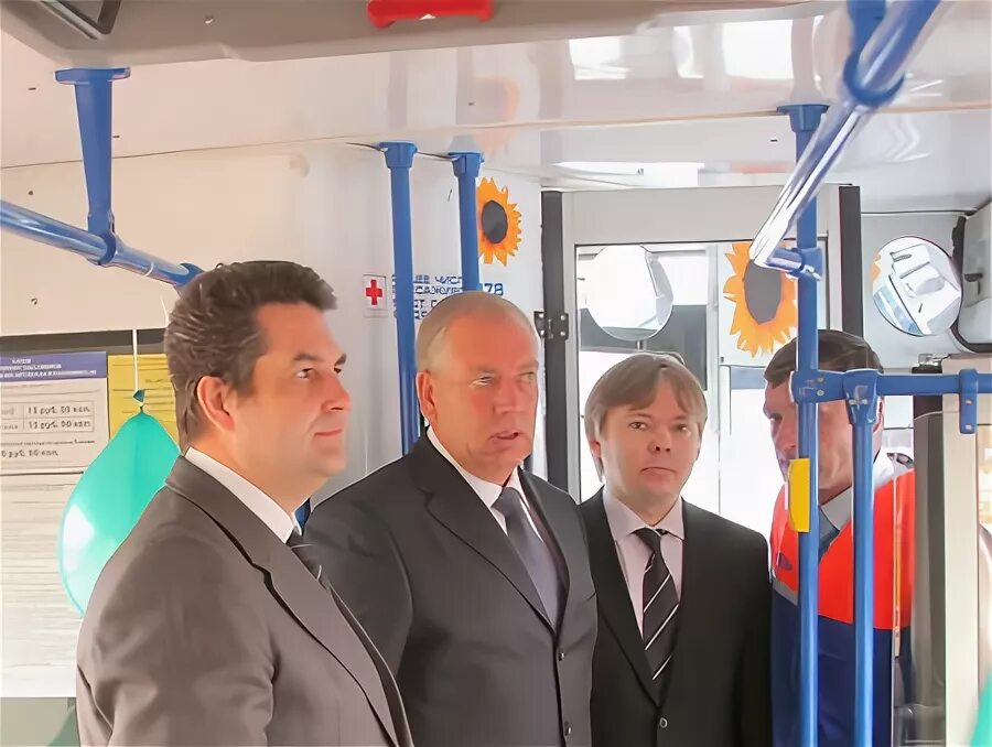 В Великом Новгороде презентовали автобусы, работающие на метане АиФ Псков