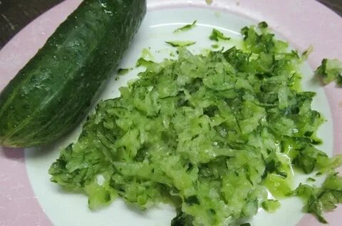 Свежие огурцы кроликам