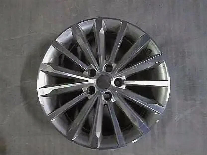 Диск кодиак 18. Диски triton r18 skoda kodiaq. диски тритон 18. 565601025a 8z8. шкода на 18 дисках 609бмв.