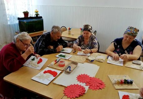 Работа для пенсионеров день