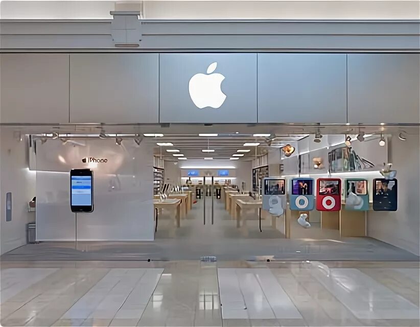 Телефон эпл сторе. Рига Apple Store. Магазин Apple в Вегасе. Комнаты эпл стор. Apple Store в солярисе.