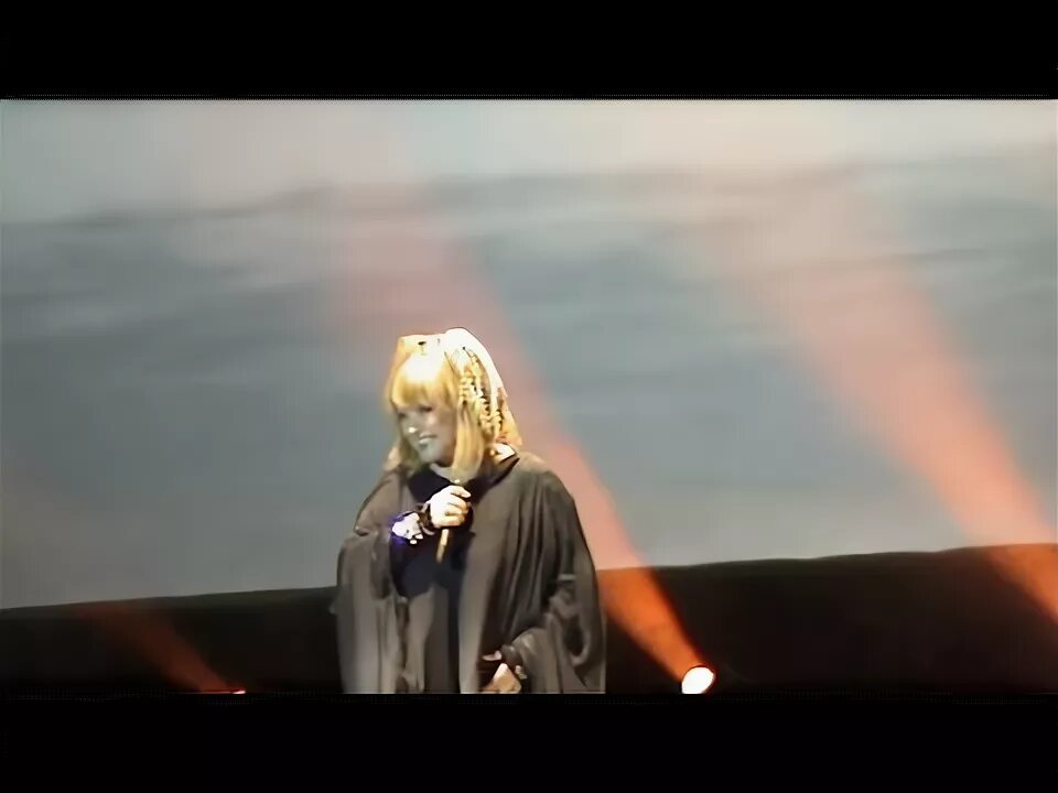 Выступление пугачевой на кипре видео