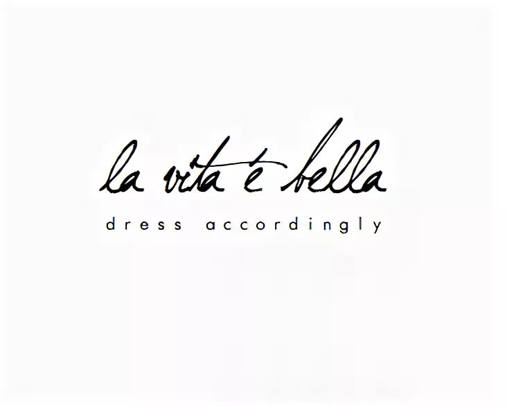 Ля выражение. La Vita e Bella тату. La Vita e Bella шрифт. La Bella Vita тату эскиз. La Vita e Bella тату эскизы.