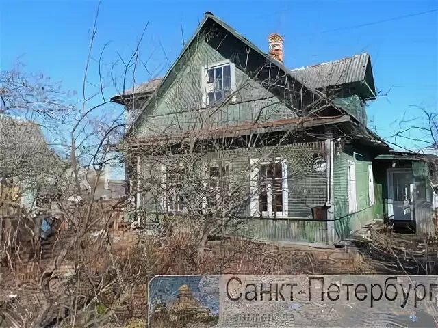 Красный циан. Текстура ткани. Красный циан. Красный круг на белом фоне. Текстура ткани.