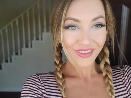 Красивые фотографии Adira Allure.