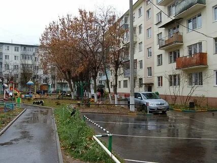 Продам горького 1