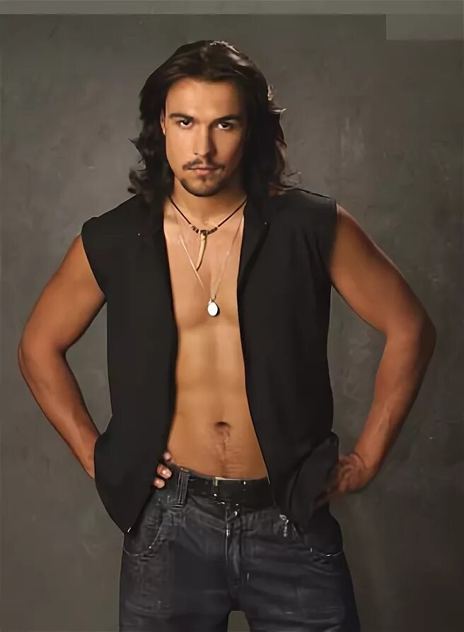 Александр суворов кармелита. Александр суровов кармелита. Актеры фильма миро. Миро актер. Александр суворов кармелита.