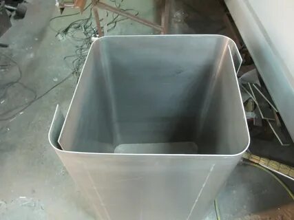 Производители бачков