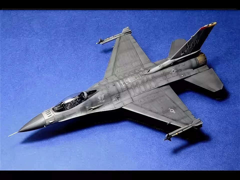 F16 модель. F16 fighting falcon tamiya 72. f-16 172 tamiya. f-16c tamiya 148. model f-9f 172.