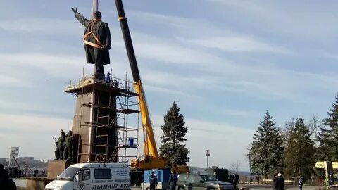 Демонтировали памятник