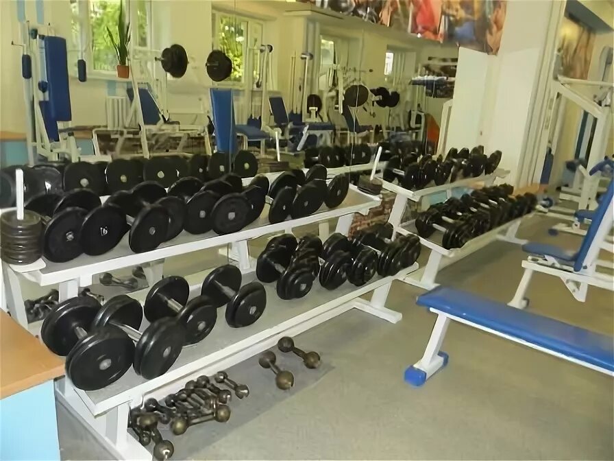 Тренажерный динамо. Тренажерный зал динамо астрахань. Тренажерный зал динамо. Тренажерный динамо. Тренажерный зал динамо астрахань.