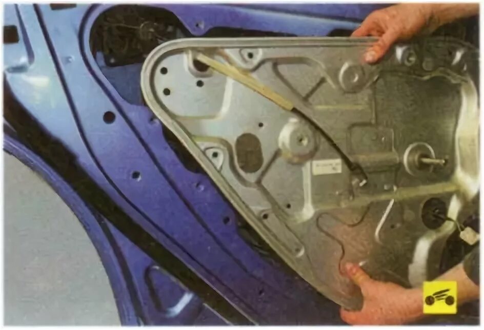 как снять стеклоподъемник фокус 2. стеклоподъемник форд фокус 2 передний. фокус 2 наклакистеклоподъемники. стеклоподъемники форд фокус 2. стеклоподъемник передней двери форд фокус 2.