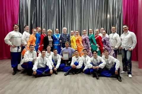 Руководитель ансамбля танца
