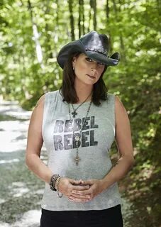 Terri Clark - Variety Attractions.
