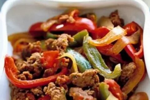 Мясо с перцем и томатами