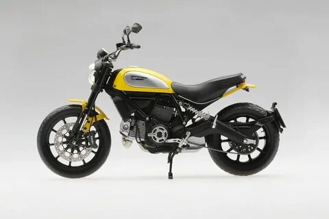 Moto 12
