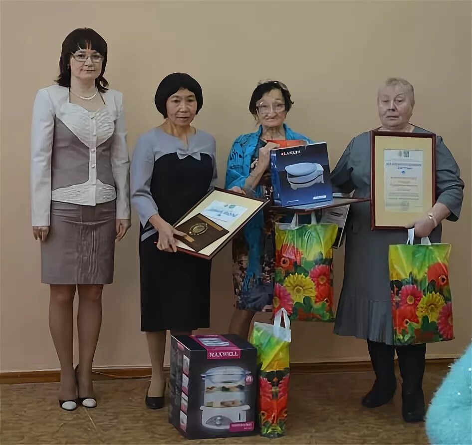 Опека советского района. Опека и попечительство г энгельс. Орган опеки и попечительства хабаровск. Специалисты отдела опеки и попечительства. Отдел опеки и попечительства сотрудники.