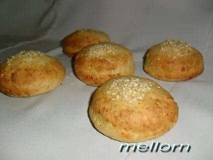 Простые булочки с сыром