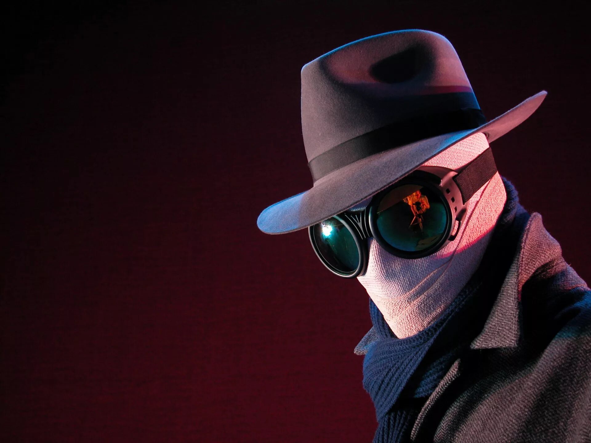 Фото на аватарку в контакте. Человек невидимка Марвел. Человек в шляпе. Человек в маске и шляпе.